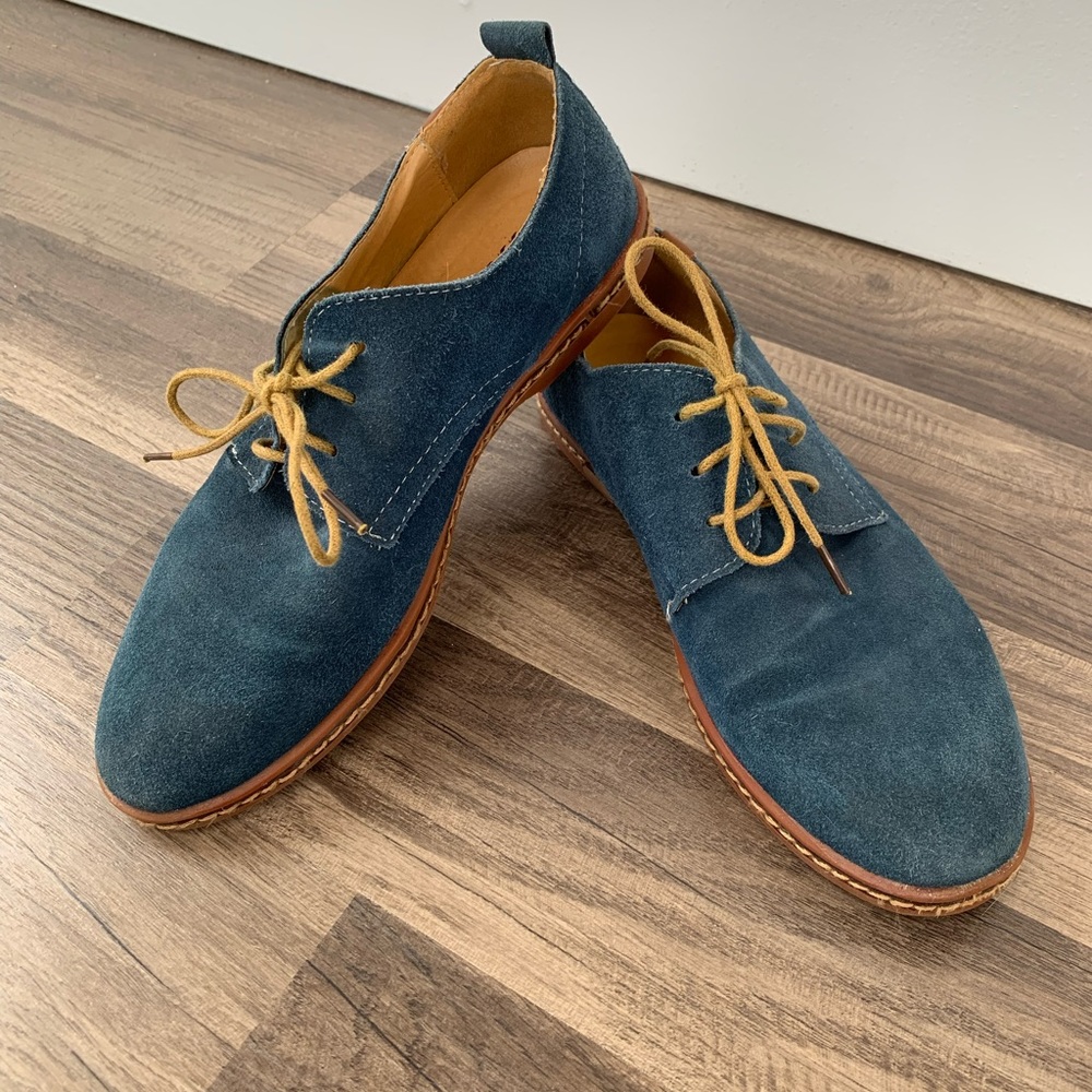 Blue suede shoes!! Super cute!